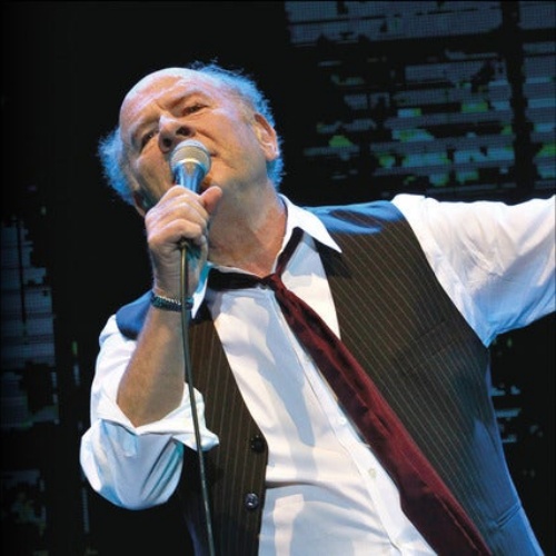 Art-Garfunkel-quits-stage-over-mobile-phone-incident