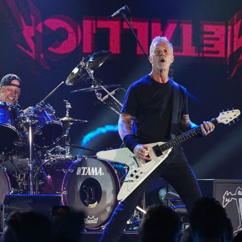 Metallica pay tribute to fan after tragic death at their concert – Music News