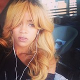 Rihanna-in-rehab-per-Chris-Brown?